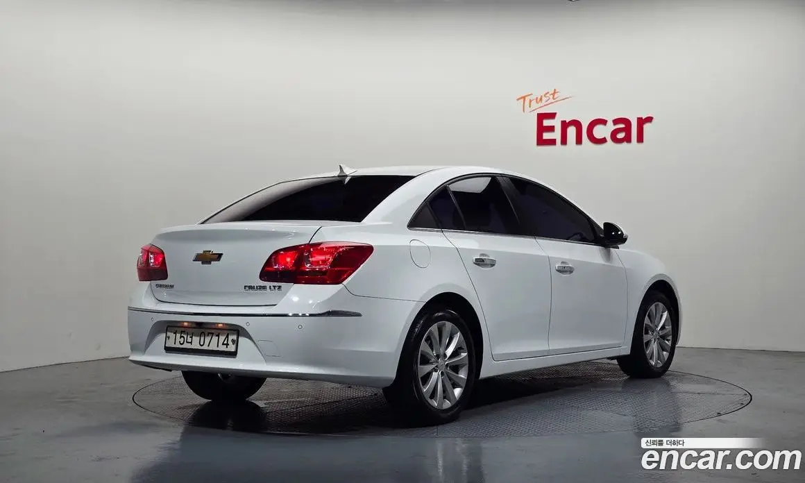 Chevrolet Cruze 2016 1.8 автомат (гидро), фото 2 Chevrolet Cruze 2016 1.8 автомат (гидро), фото 2