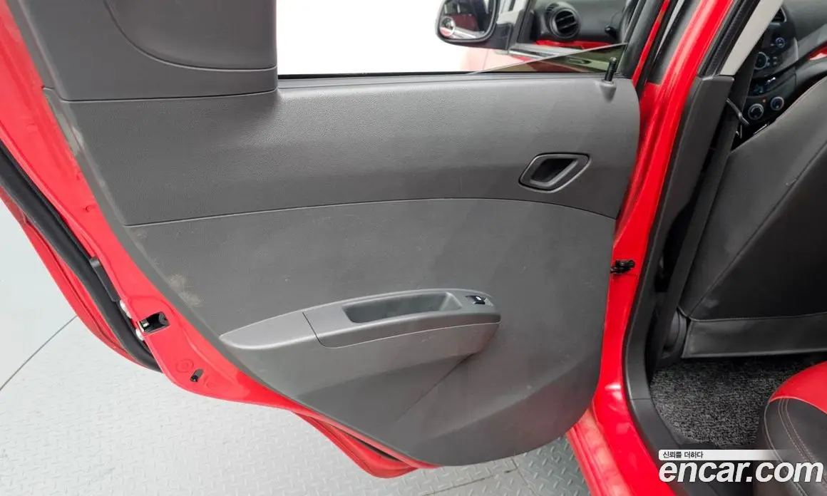 Chevrolet Spark 2012 1.0 автомат (гидро), фото 15 Chevrolet Spark 2012 1.0 автомат (гидро), фото 15