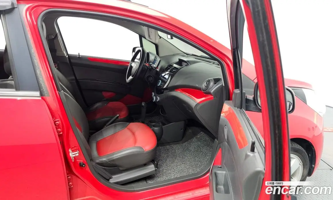 Chevrolet Spark 2012 1.0 автомат (гидро), фото 16 Chevrolet Spark 2012 1.0 автомат (гидро), фото 16