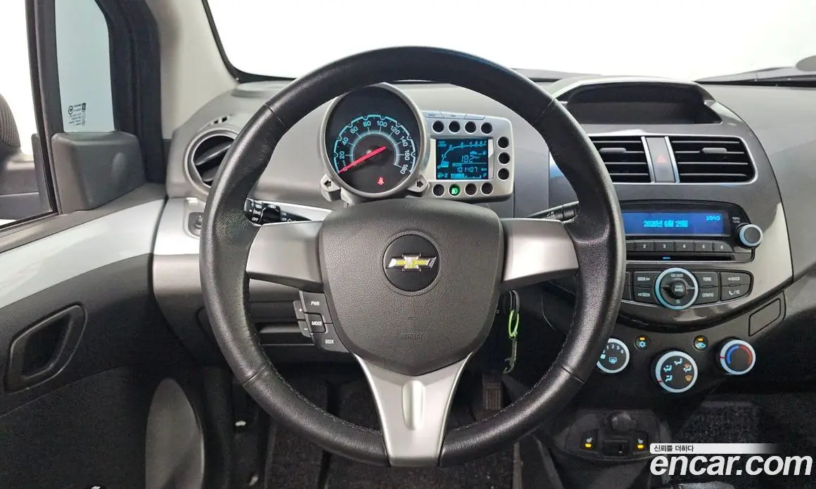 Chevrolet Spark 2013 1.0 автомат (гидро), фото 21 Chevrolet Spark 2013 1.0 автомат (гидро), фото 21