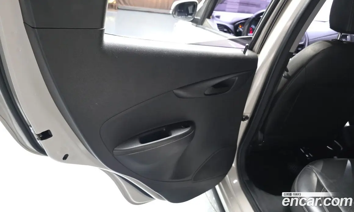 Chevrolet Spark 2015 1.0 автомат (гидро), фото 15 Chevrolet Spark 2015 1.0 автомат (гидро), фото 15