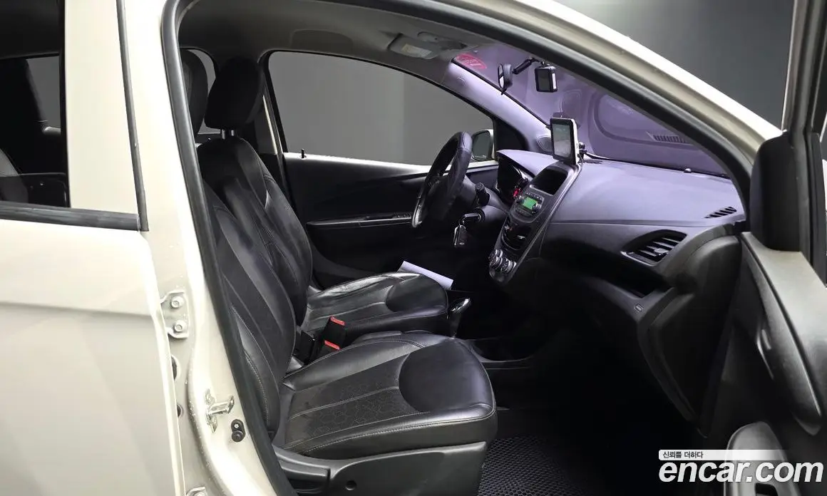 Chevrolet Spark 2015 1.0 автомат (гидро), фото 16 Chevrolet Spark 2015 1.0 автомат (гидро), фото 16