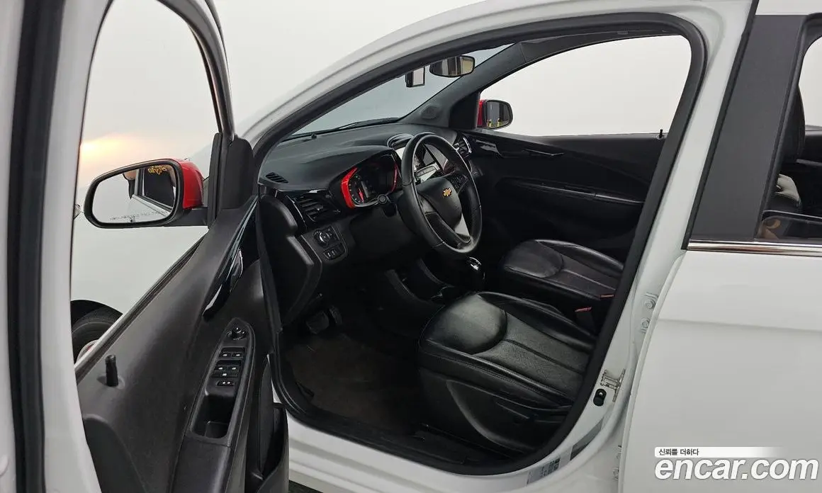 Chevrolet Spark 2016 1.0 автомат (гидро), фото 13 Chevrolet Spark 2016 1.0 автомат (гидро), фото 13