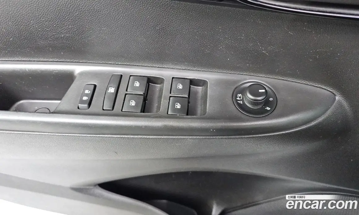 Chevrolet Spark 2016 1.0 автомат (гидро), фото 30 Chevrolet Spark 2016 1.0 автомат (гидро), фото 30