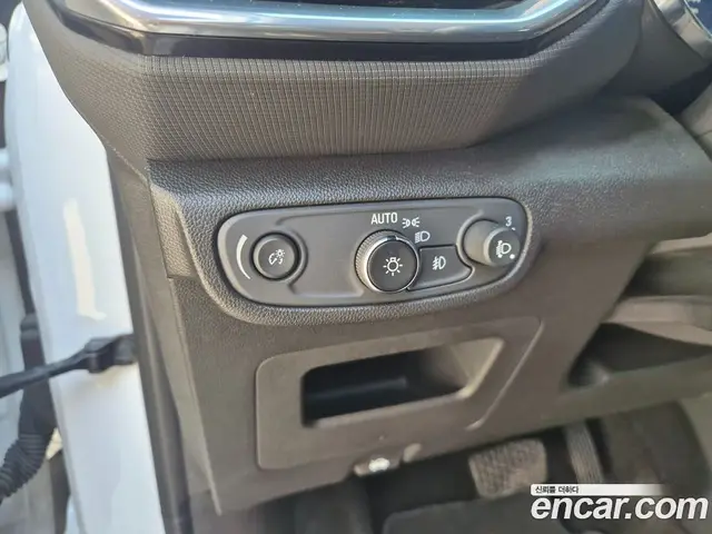 Chevrolet TrailBlazer 2020 1.3 автомат (гидро), миниатюра 12