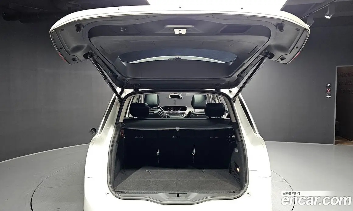 Citroen C4 Picasso 2018 1.6 автомат (гидро), фото 26 Citroen C4 Picasso 2018 1.6 автомат (гидро), фото 26