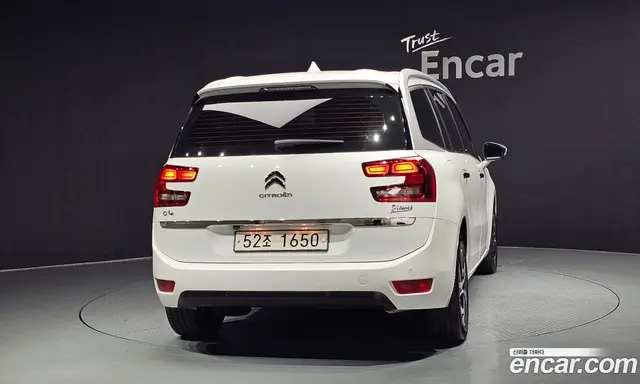Citroen C4 Picasso 2018 1.6 автомат (гидро), миниатюра 4 Citroen C4 Picasso 2018 1.6 автомат (гидро), миниатюра 4
