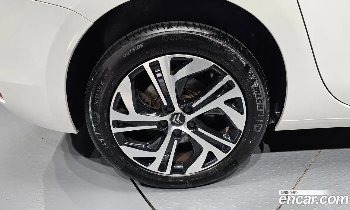 Citroen C4 Picasso 2018 1.6 автомат (гидро), фото 5 Citroen C4 Picasso 2018 1.6 автомат (гидро), фото 5