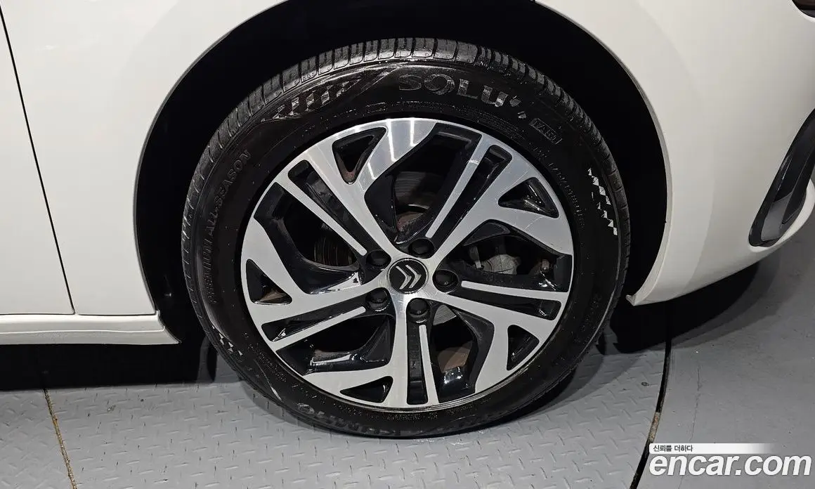 Citroen C4 Picasso 2018 1.6 автомат (гидро), фото 7 Citroen C4 Picasso 2018 1.6 автомат (гидро), фото 7