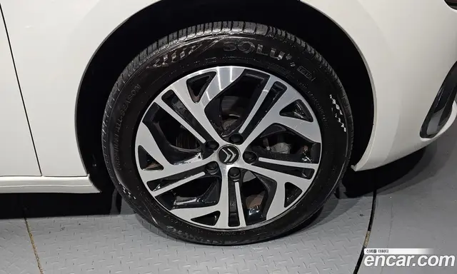 Citroen C4 Picasso 2018 1.6 автомат (гидро), миниатюра 7 Citroen C4 Picasso 2018 1.6 автомат (гидро), миниатюра 7