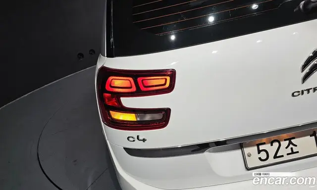 Citroen C4 Picasso 2018 1.6 автомат (гидро), миниатюра 9 Citroen C4 Picasso 2018 1.6 автомат (гидро), миниатюра 9
