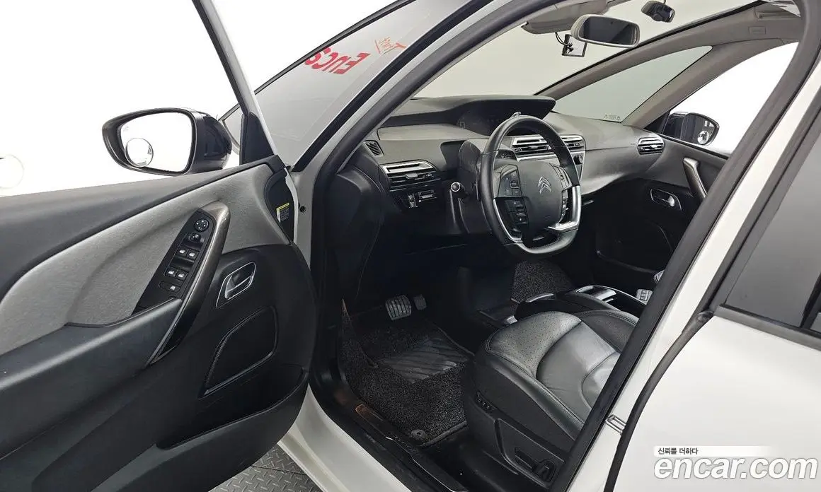 Citroen C4 Spacetourer 2021 1.5 автомат (гидро), фото 13