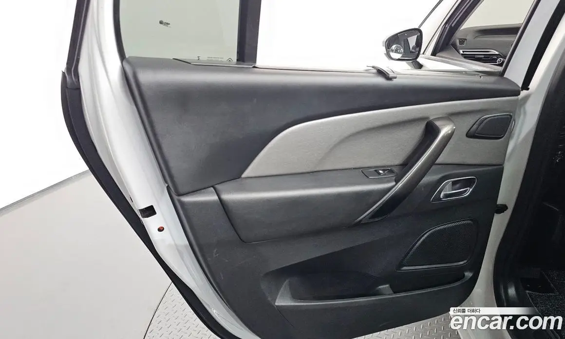 Citroen C4 Spacetourer 2021 1.5 автомат (гидро), фото 15