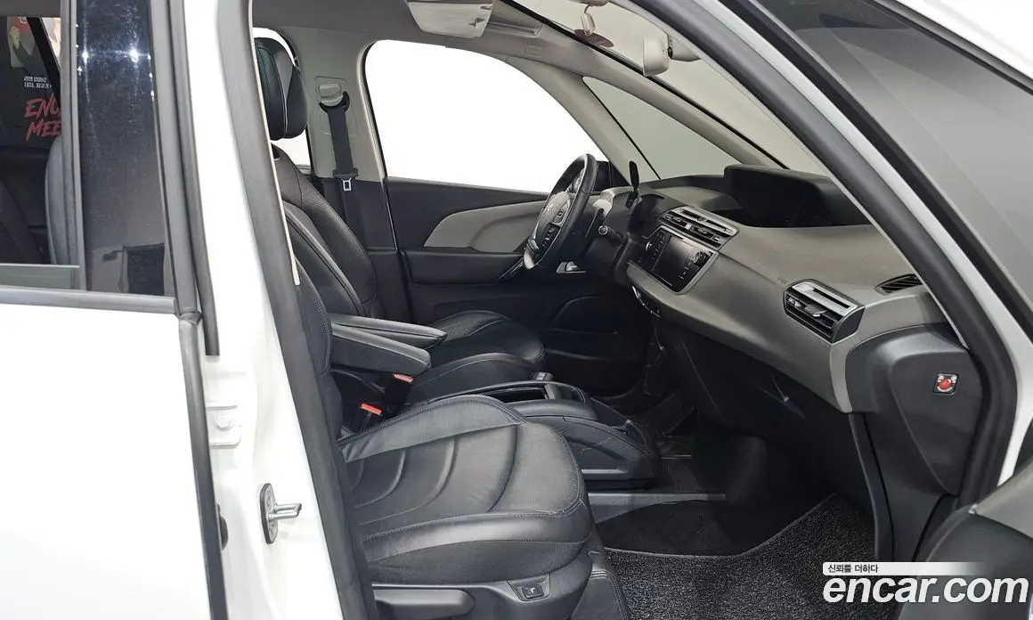 Citroen C4 Spacetourer 2021 1.5 автомат (гидро), фото 16