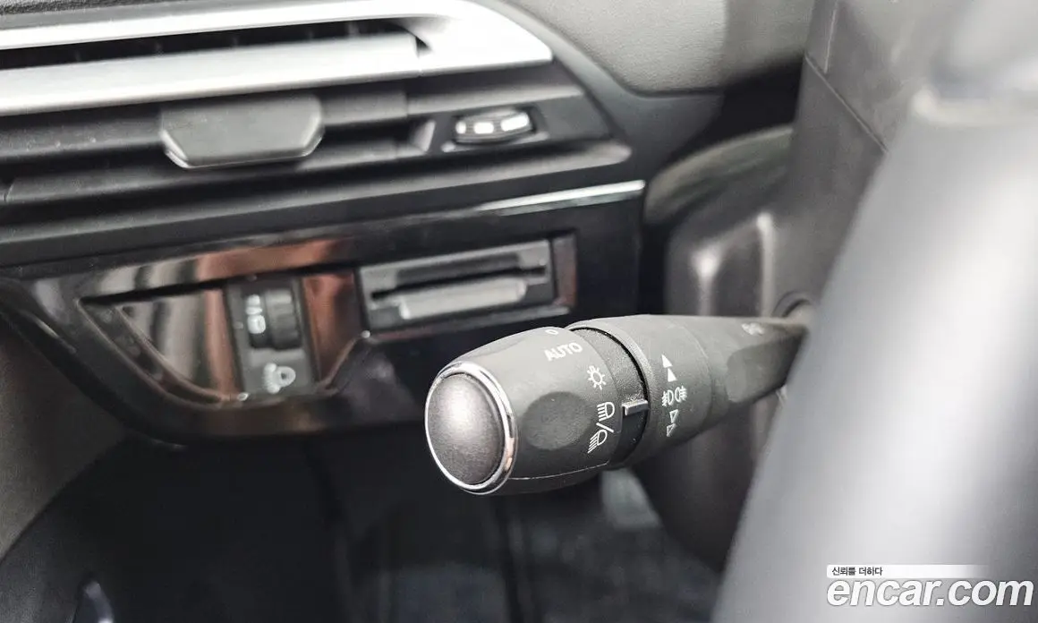 Citroen C4 Spacetourer 2021 1.5 автомат (гидро), фото 28