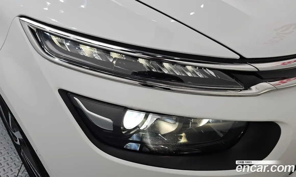 Citroen C4 Spacetourer 2021 1.5 автомат (гидро), фото 8