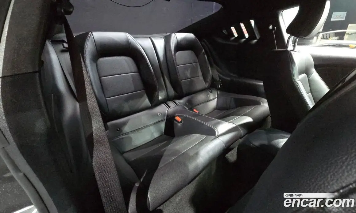 Ford Mustang 2017 5.0 автомат (гидро), фото 18 Ford Mustang 2017 5.0 автомат (гидро), фото 18