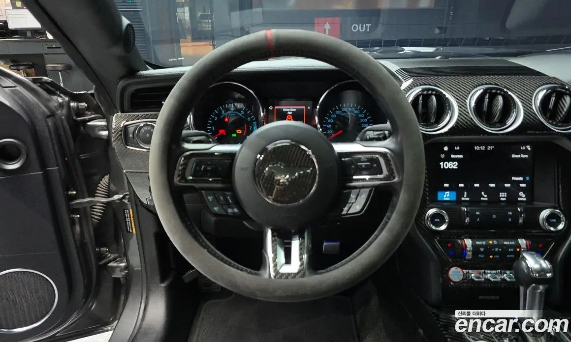 Ford Mustang 2017 5.0 автомат (гидро), фото 19 Ford Mustang 2017 5.0 автомат (гидро), фото 19