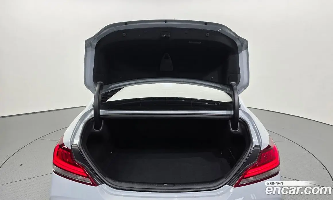Genesis G70 2017 3.3 автомат (гидро), фото 20 Genesis G70 2017 3.3 автомат (гидро), фото 20