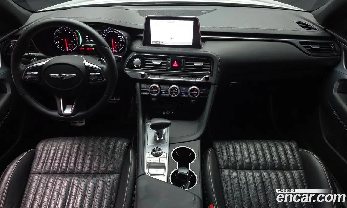 Genesis G70 2019 2.0 автомат (гидро), фото 7 Genesis G70 2019 2.0 автомат (гидро), фото 7