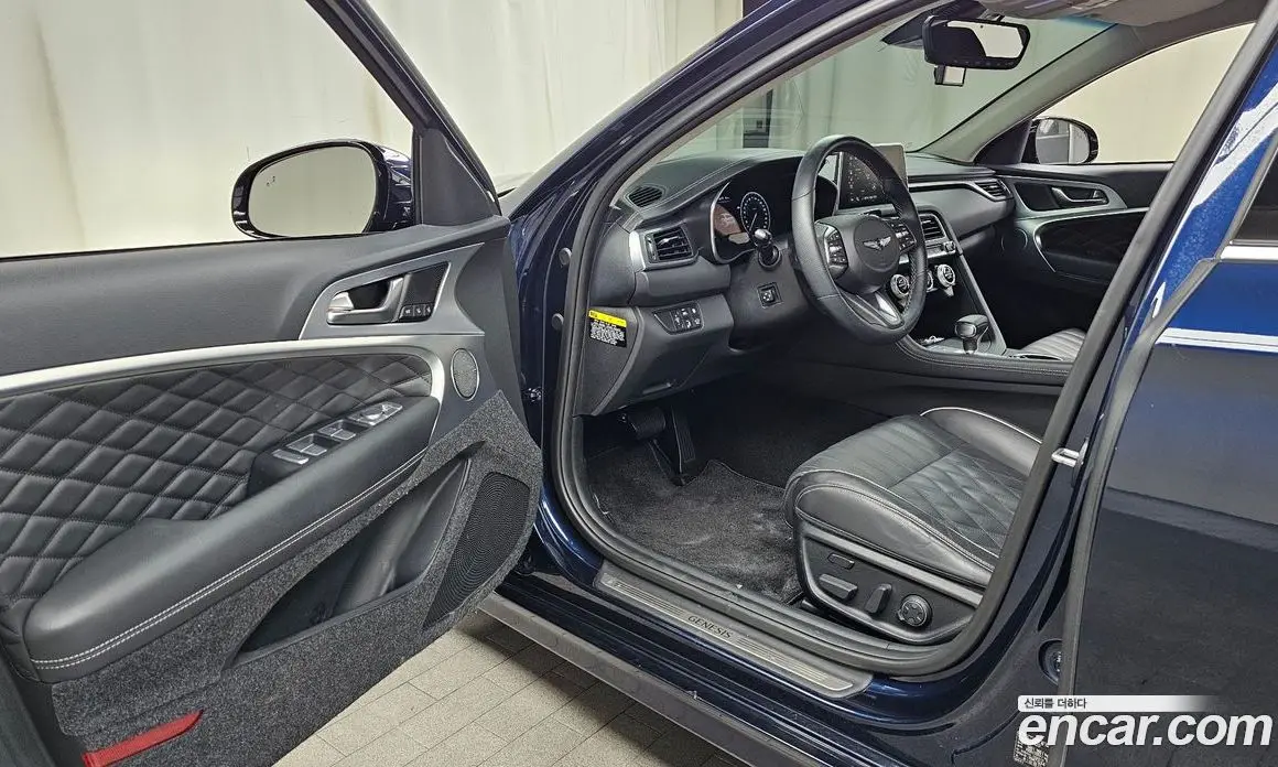 Genesis G70 2020 2.0 автомат (гидро), фото 13 Genesis G70 2020 2.0 автомат (гидро), фото 13