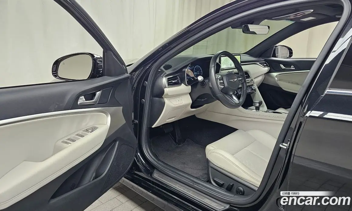 Genesis G70 2024 2.5 автомат (гидро), фото 13
