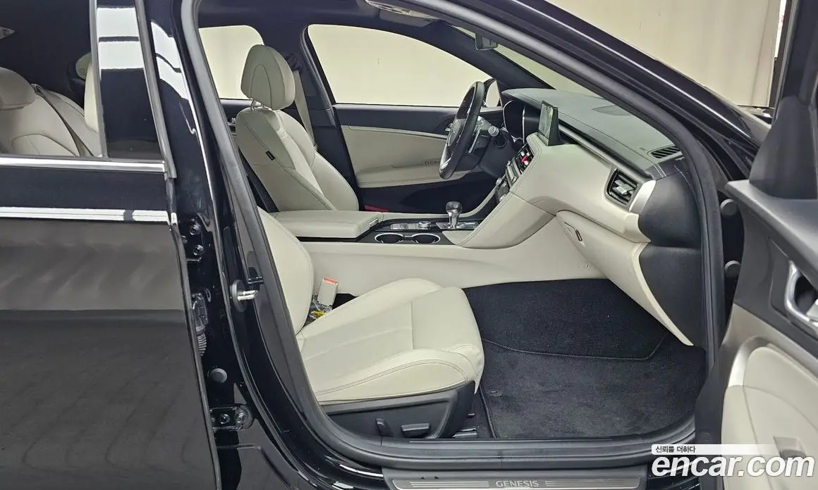 Genesis G70 2024 2.5 автомат (гидро), фото 16