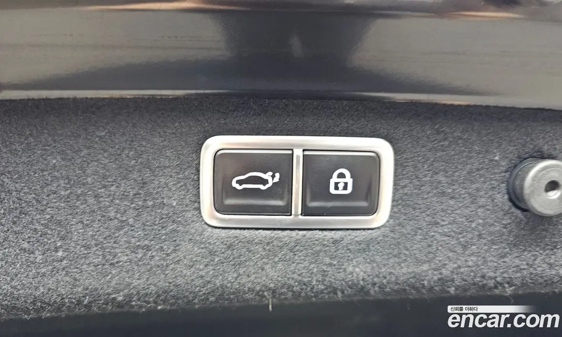 Genesis G70 2024 2.5 автомат (гидро), фото 23