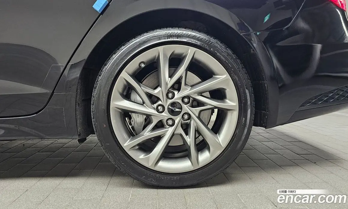 Genesis G70 2024 2.5 автомат (гидро), фото 7