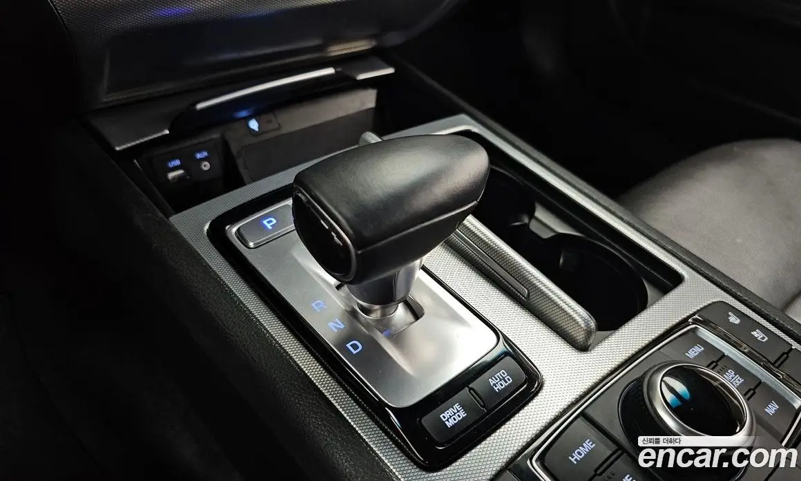 Genesis G80 2018 3.3 автомат (гидро), фото 12 Genesis G80 2018 3.3 автомат (гидро), фото 12