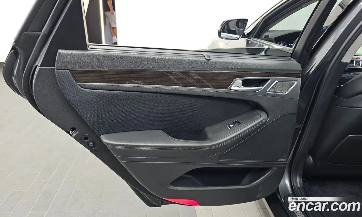 Genesis G80 2018 3.3 автомат (гидро), фото 15 Genesis G80 2018 3.3 автомат (гидро), фото 15