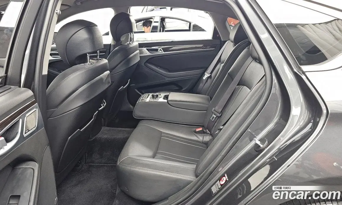 Genesis G80 2018 3.3 автомат (гидро), фото 16 Genesis G80 2018 3.3 автомат (гидро), фото 16