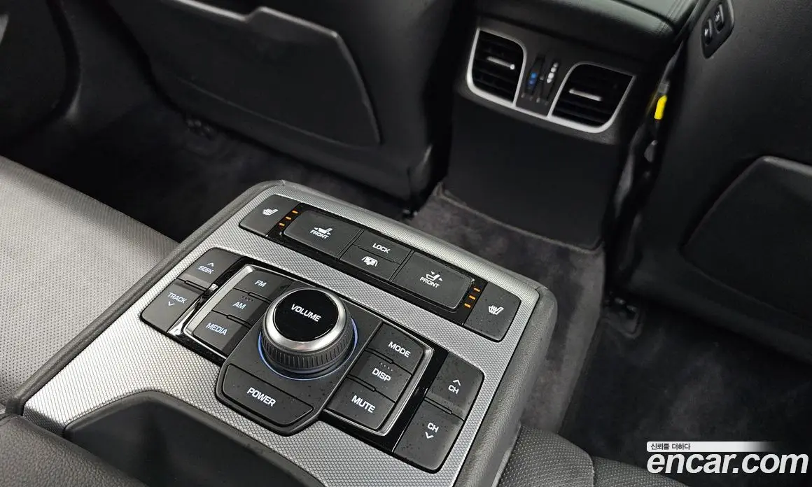 Genesis G80 2018 3.3 автомат (гидро), фото 25 Genesis G80 2018 3.3 автомат (гидро), фото 25