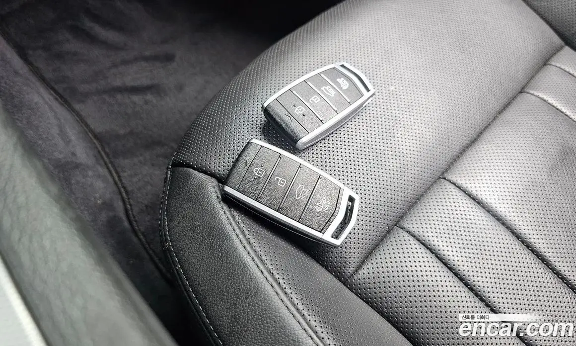 Genesis G80 2018 3.3 автомат (гидро), фото 33 Genesis G80 2018 3.3 автомат (гидро), фото 33
