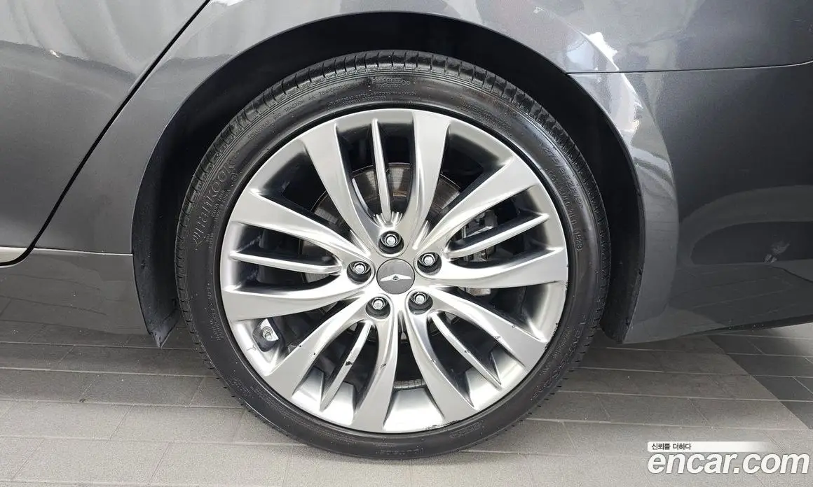 Genesis G80 2018 3.3 автомат (гидро), фото 7 Genesis G80 2018 3.3 автомат (гидро), фото 7