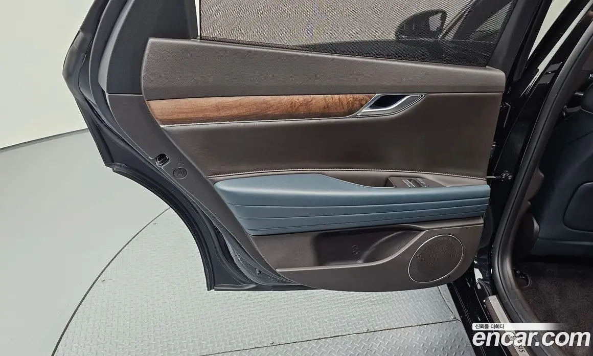 Genesis G80 2023 2.5 автомат (гидро), фото 15