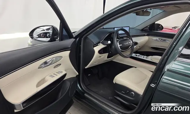 Genesis GV70 2021 2.5 автомат (гидро), миниатюра 10 Genesis GV70 2021 2.5 автомат (гидро), миниатюра 10