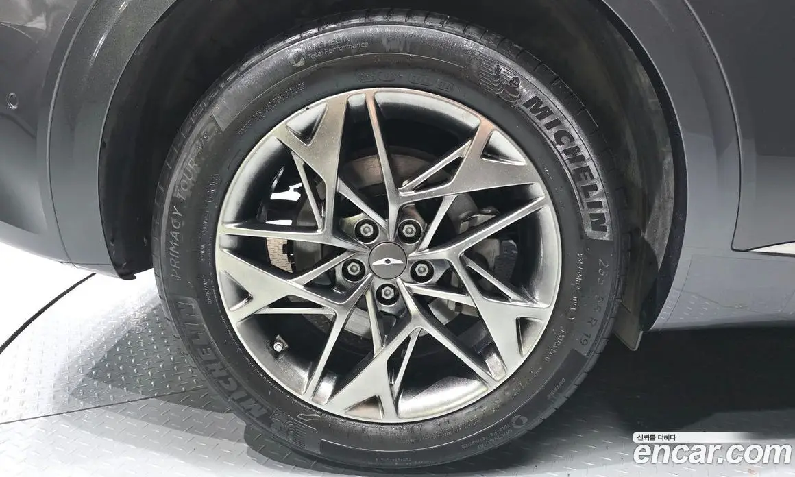 Genesis GV70 2021 2.2 автомат (гидро), фото 5