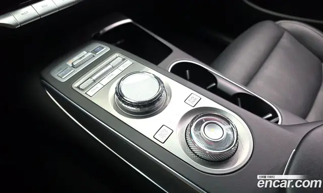 Genesis GV70 2021 2.2 автомат (гидро), миниатюра 9