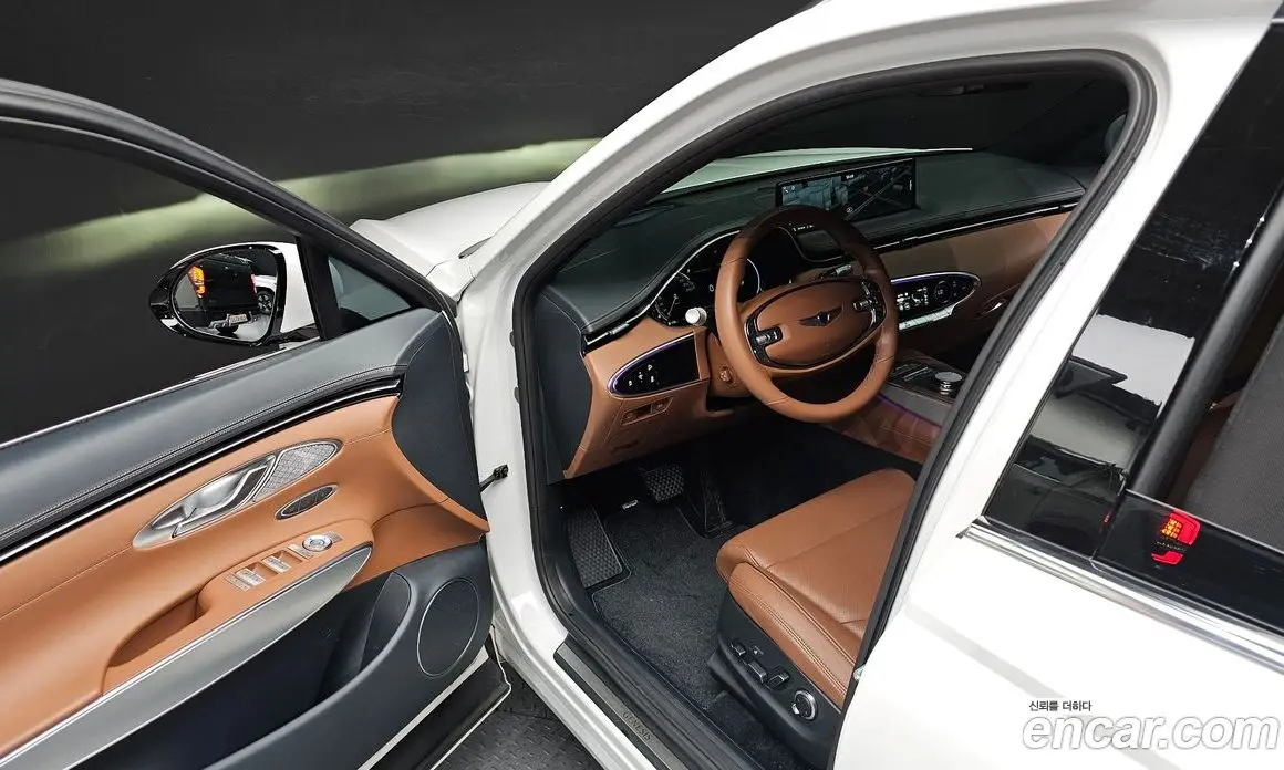 Genesis GV70 2022 2.5 автомат (гидро), фото 12 Genesis GV70 2022 2.5 автомат (гидро), фото 12