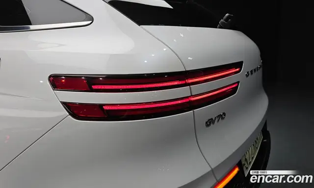 Genesis GV70 2022 2.5 автомат (гидро), миниатюра 8 Genesis GV70 2022 2.5 автомат (гидро), миниатюра 8