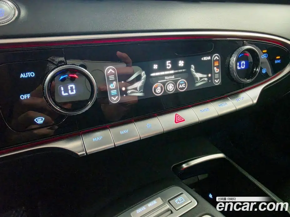 Genesis GV70 2022 2.5 автомат (гидро), фото 14