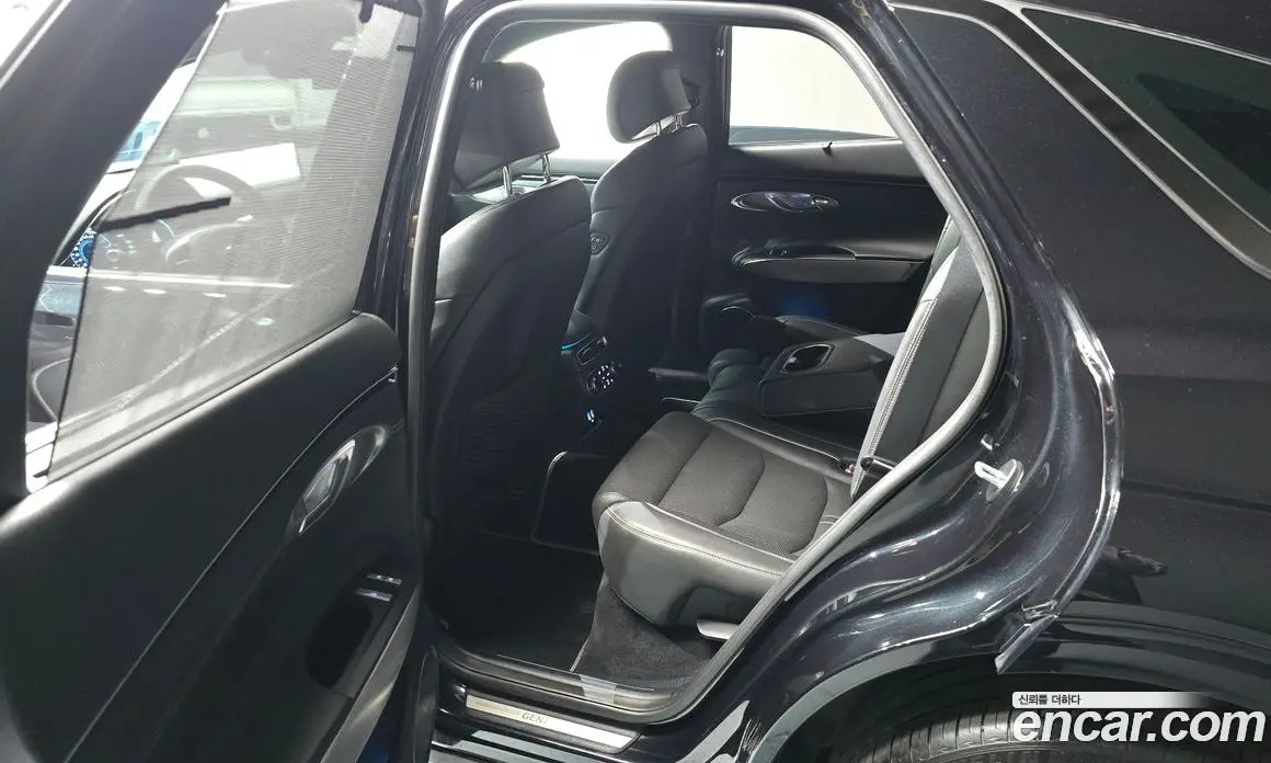 Genesis GV70 2024 2.2 автомат (гидро), фото 11 Genesis GV70 2024 2.2 автомат (гидро), фото 11
