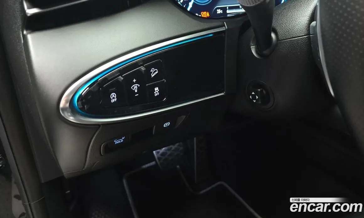 Genesis GV70 2024 2.2 автомат (гидро), фото 14 Genesis GV70 2024 2.2 автомат (гидро), фото 14