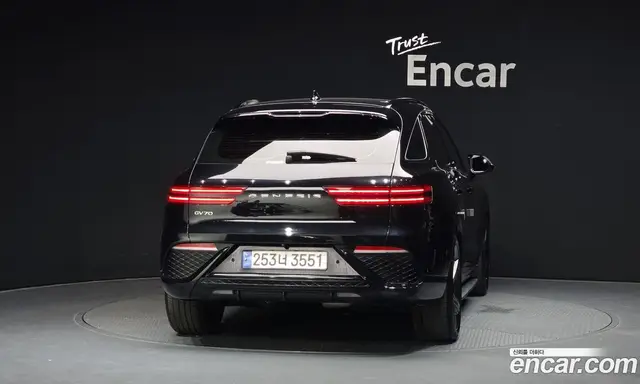 Genesis GV70 2024 2.2 автомат (гидро), миниатюра 4 Genesis GV70 2024 2.2 автомат (гидро), миниатюра 4