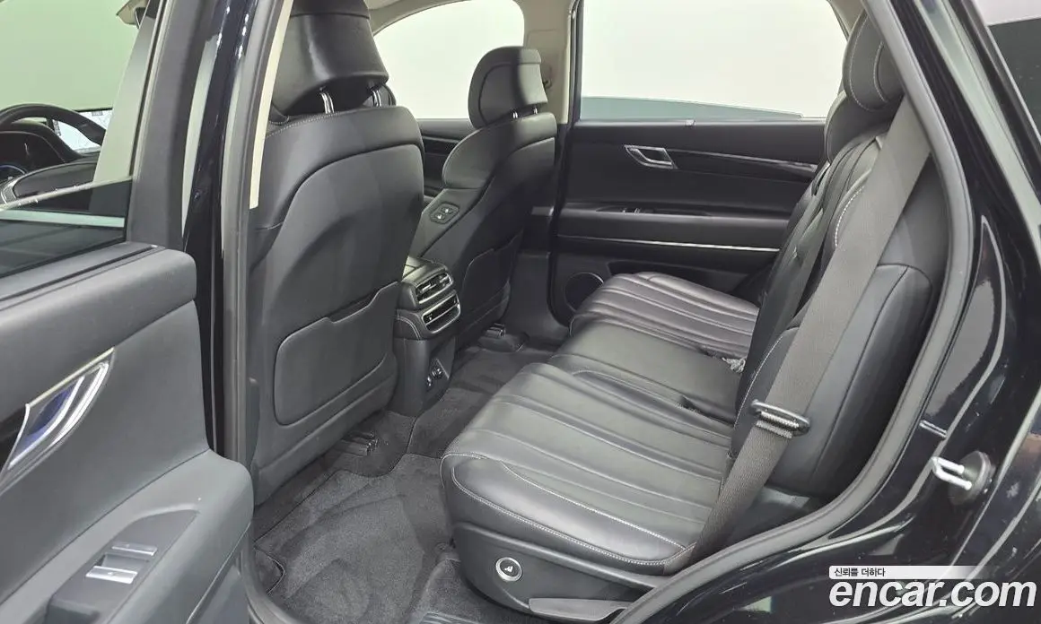 Genesis GV80 2020 3.0 автомат (гидро), фото 17 Genesis GV80 2020 3.0 автомат (гидро), фото 17