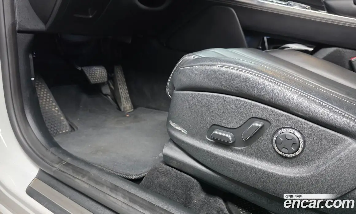 Genesis GV80 2022 2.5 автомат (гидро), фото 30 Genesis GV80 2022 2.5 автомат (гидро), фото 30