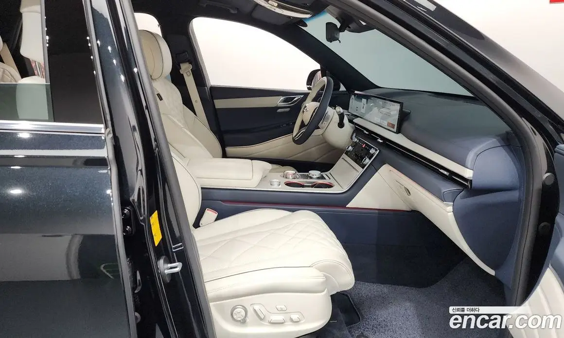 Genesis GV80 2025 2.5 автомат (гидро), фото 16 Genesis GV80 2025 2.5 автомат (гидро), фото 16