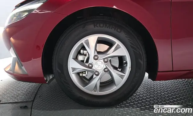 Hyundai Avante 2020 1.6 автомат (гидро), миниатюра 5 Hyundai Avante 2020 1.6 автомат (гидро), миниатюра 5