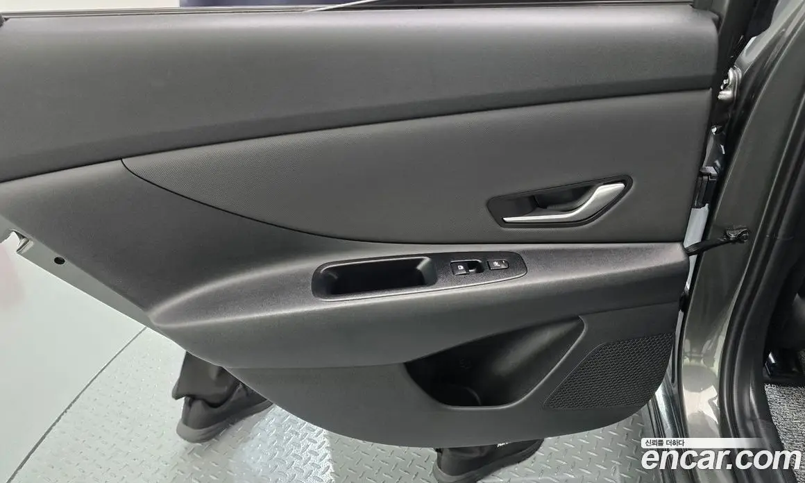 Hyundai Avante 2025 1.6 автомат (гидро), фото 15